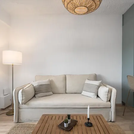 בית נופש Eternal Blue By Luxlikehome פוליכרונו